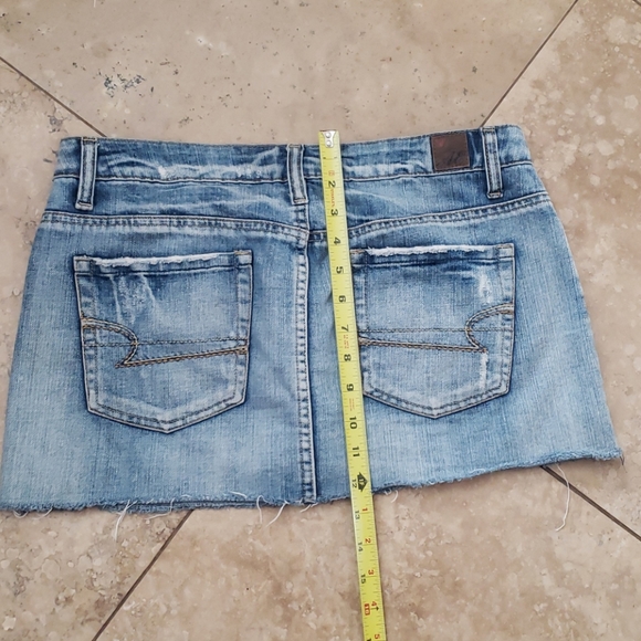 AE Jean Distressed Mini - Picture 4 of 4
